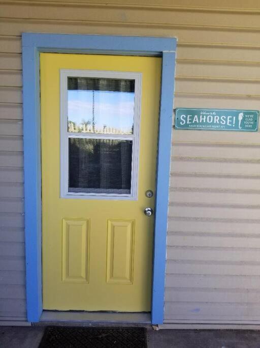 The Seahorse Apt - Lakeside And Close To The Beach Apartment Galveston Exterior photo